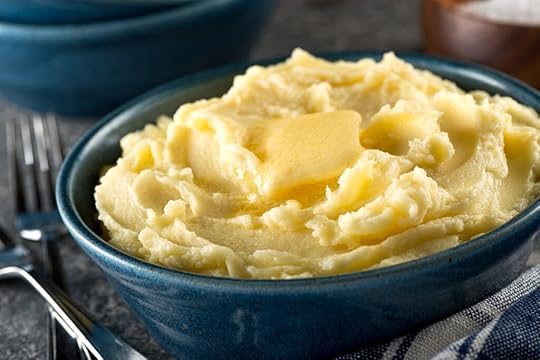 mashed potatoes - photo by Foodio