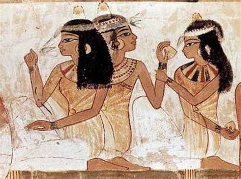 Ancient Egyptian culture, woman's cosmetics and ...