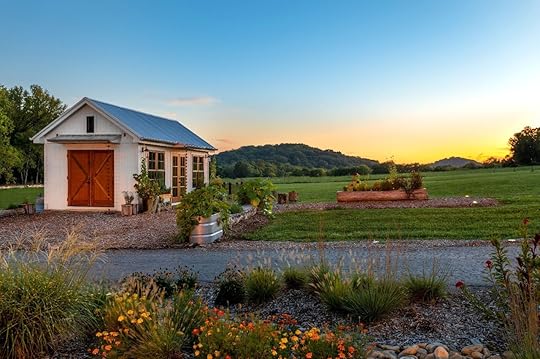 External shot of new luxury hotel Southall in Franklin, Tennessee