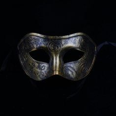 This contains an image of: {{ pinTitle }}