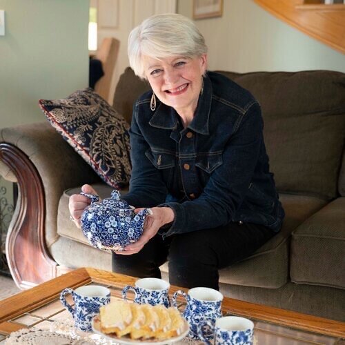 sallyteacups.JPG