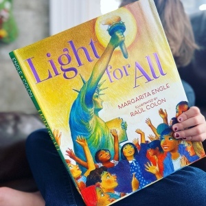 https://thebabybookwormblog.wordpress.com/2021/12/10/light-for-all-margarita-engle/