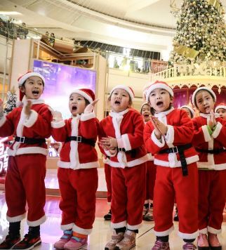 Chinese children at Christmas