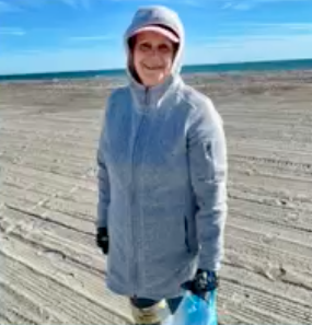 How you can find writing inspiration from a winter beach, historic gardens and sting rays ~ catmichaelswriter.com