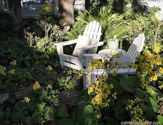 How you can find writing inspiration from a winter beach, historic gardens and sting rays ~ catmichaelswriter.com