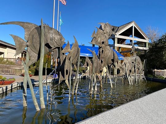 How you can find writing inspiration from a winter beach, historic gardens and sting rays ~ catmichaelswriter.com