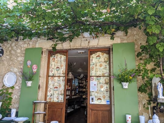 Moustiers Sainte-Marie Faience shop