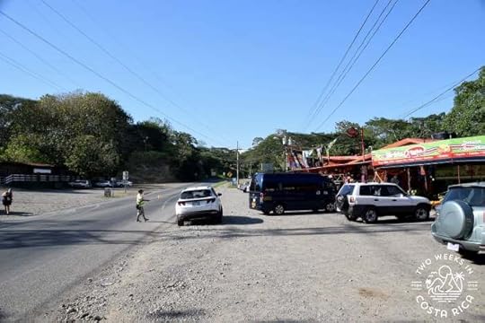 Parking at Tarcoles River Crocodile Bridge