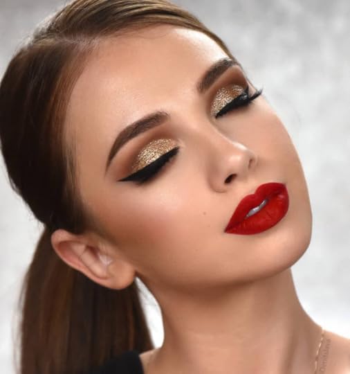 39 Red dress makeup ideas | red dress makeup, dress makeup, red lip makeup