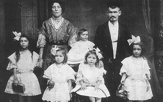 Sarah Brenner and family (Sydney Taylor)