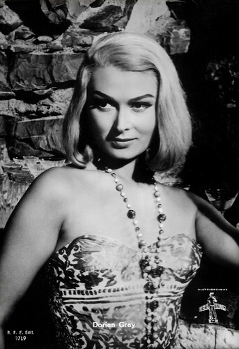Dorian Gray in Racconti d'Estate (1958)