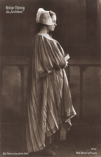 Helene Thimig in Faust (1920)