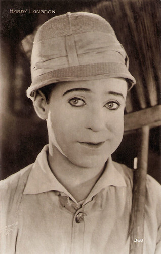 Harry Langdon in Feet of Mud (1924)