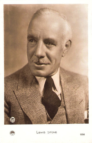 Lewis Stone