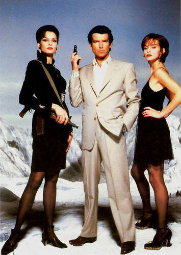 Famke Jansen, Pierce Brosnan and Isabella Scoruppo in Goldeneye (1995)