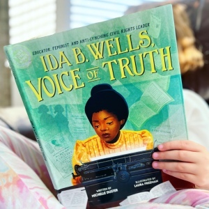 https://thebabybookwormblog.wordpress.com/2022/02/11/ida-b-wells-voice-of-truth-michelle-duster/