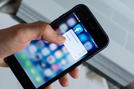 Image: someone deleting the Facebook app from a smartphone.