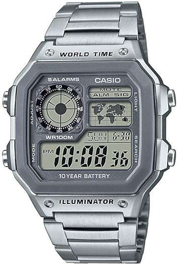 Casio Reloj de cuarzo con baterÃa de 10 años con correa de acero inoxidable, 4 x 4.4 x 4.4, Plateado