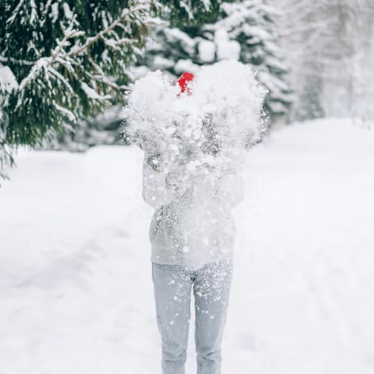 We're now in the middle of winter and it's time for a kick of Vitamin C. This juice recipe is the perfect answer to the winter sniffles and blahs. It's like liquid sunshine!