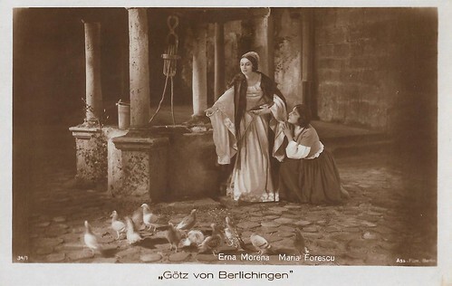 Erna Morena and Maria Forescu in Götz von Berlichingen