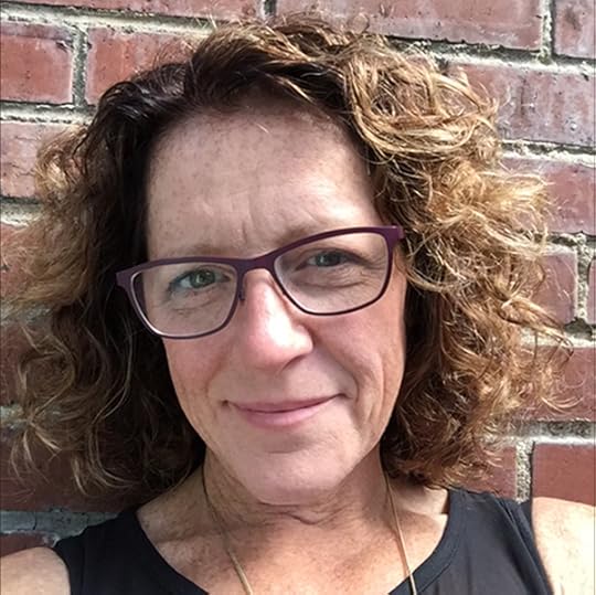 Amazon.com: The Woman in the Strongbox (Missing collection) eBook : O'Hagan, Maureen: Kindle Store