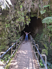 Entrance to Thurston Lava Tubes