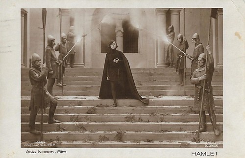 Asta Nielsen in Hamlet