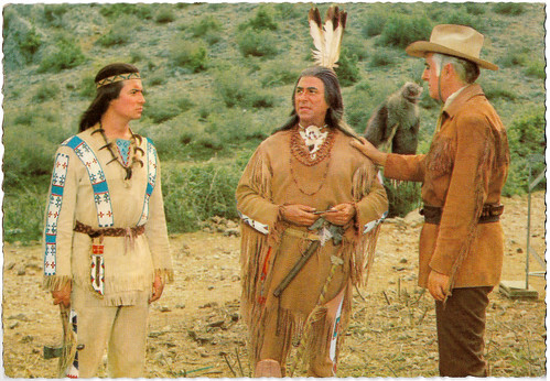 Pierre Brice, Milivoje Popovic-Msvid and Stewart Granger in Der Ölprinz (1965)