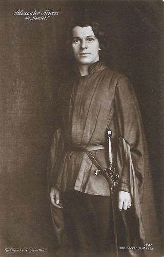 Alexander Moissi in Hamlet