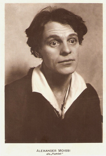 Alexander Moissi as Hamlet