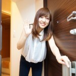 okaeri tadaima salam masuk rumah jepang