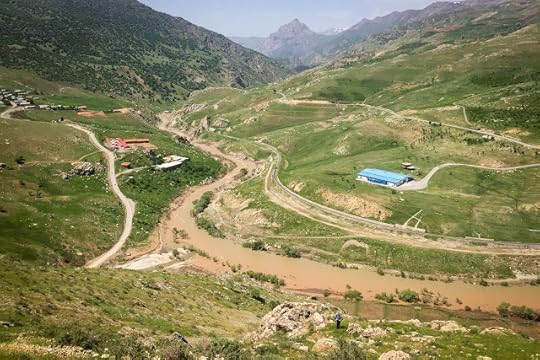 Drive to Lake Gahar, Lorestan, Iran