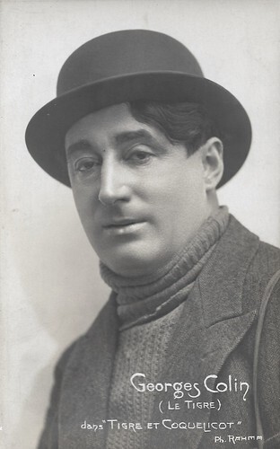 Georges Colin as Le Tigre in Tigre et Coquelicot