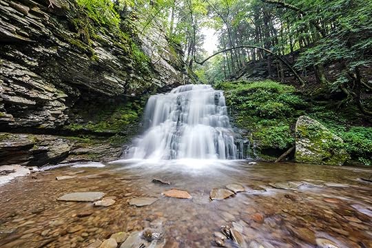 waterfall - landscape photography tips