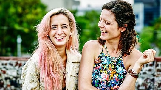https://i0.wp.com/post.greatist.com/wp-content/uploads/sites/2/2019/07/Laughing-woman-with-friends-during-party-1296X728-header-1296x728.jpg?w=1155&h=1528