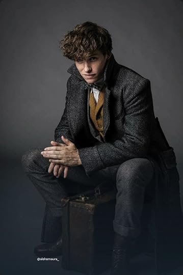 Addicted to Eddie: Newt Scamander photo via Wizarding World app - little FB3 filming update