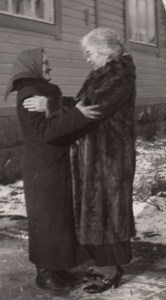 Lettie Cowman greets a woman in frigid Estonia 1938