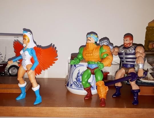The Sorceress struts off, leaving Duncan and Fisto standing.