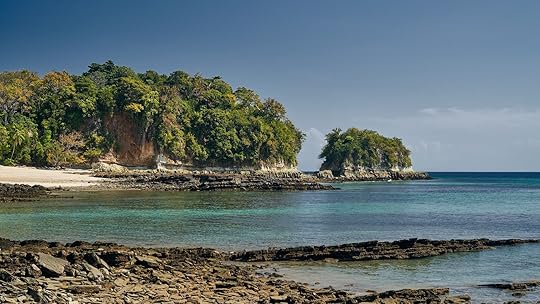 Oriental cape of Contadora island (playa Suecas), archipelago Las Perlas, Panama