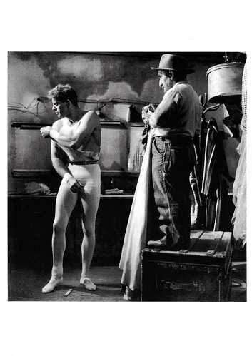 Burt Lancaster on the set of Trapeze (1956)