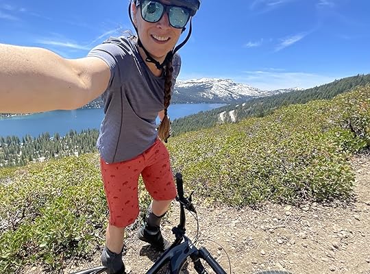 mountain bike protection gear and clothing women