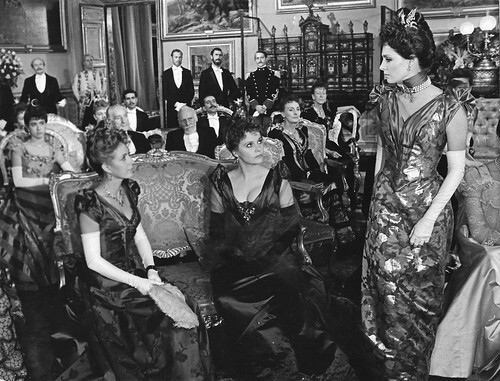 Marie Dubois, Laura Antonelli, and Jennifer O'Neill in L'innocente