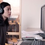 programmer girl check computer ssh client