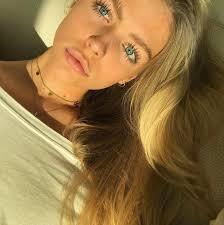 Annika Boron : r/BeautifulFemales