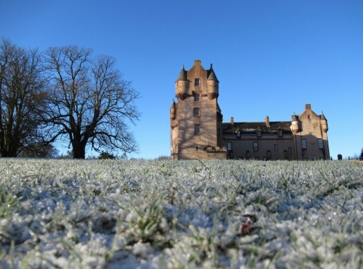 A frosty Fyvie Castle. Ailish Sinclair | Castles in the Snow