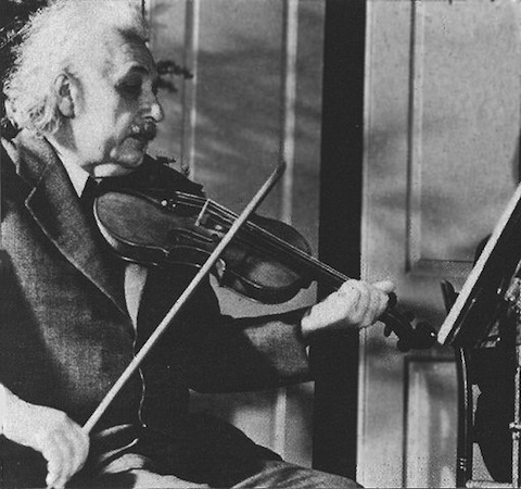 The Musical Mind of Albert Einstein: Great Physicist, Amateur Violinist and Devotee of Mozart