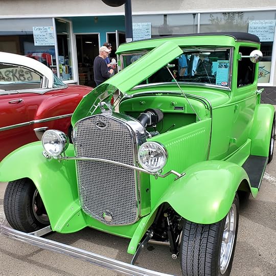 Three Hills Show N Shine