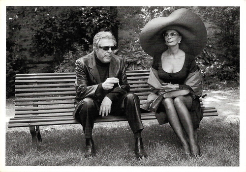 Marcello Mastroianni and Sophia Loren in Prêt-à-Porter (1994)
