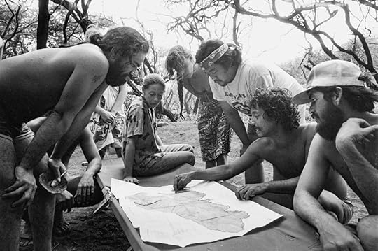 Franco Salmoiraghi, Planning an exploration of the island of Kaho‘olawe on foot, 1979