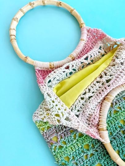 How to attach handles to a bag with single crochet